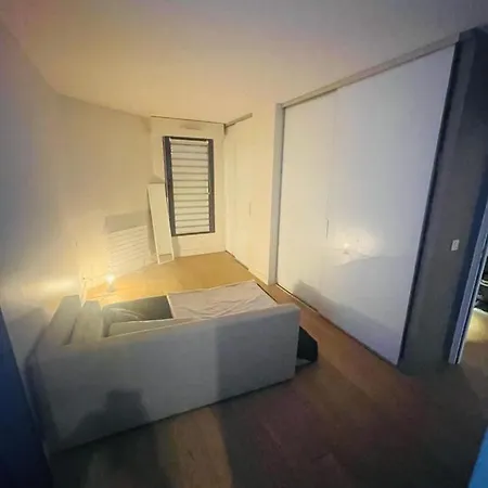 Eiffel Tower Apartment Paris