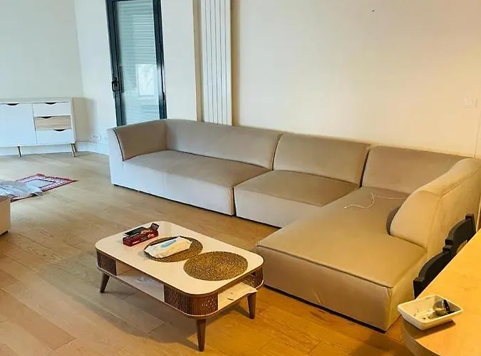 Apartment Eiffel Tower Paris